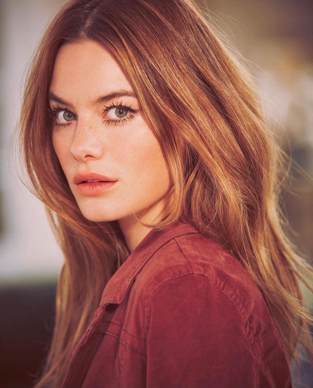 Presenting Camille Rowe X RVCA. Camille has launched her collaboration with RVCA ,a brand founded by her long 