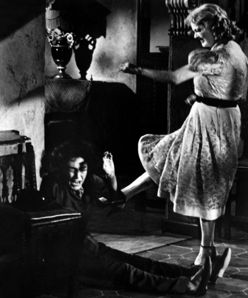 Joan Crawford & Bette Davis - Whatever happened to Baby Jane ?, 1963.