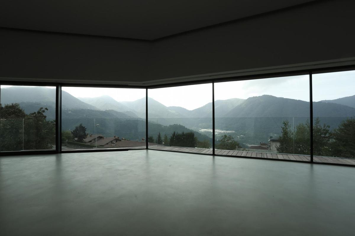 pylore:  Alps Villa in Brescia (Italy) designed by Camillo Botticini