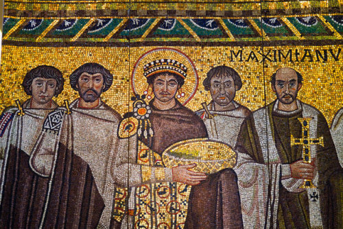 The Romans who stole Silk from ChinaDuring the 6th century the Eastern Roman Empire (known as the By