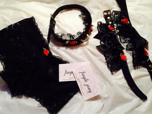 sexpainandindustrial:  Special for daddy little girls.)