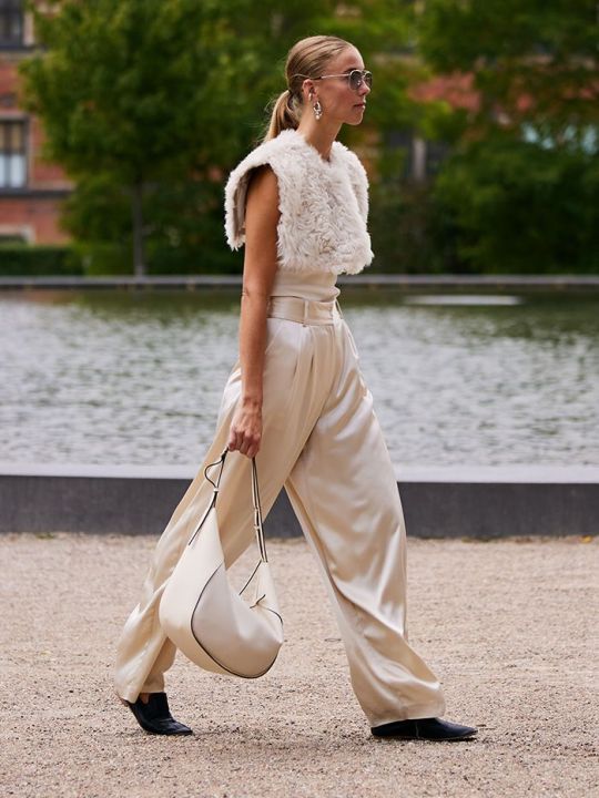 The 7 Best Shoes to Wear With Wide-Leg Trousers