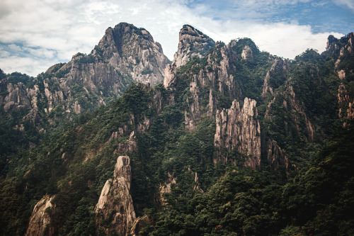 oh huangshan! <3a weekend is hardly enough to enjoy everything the yellow mountains have to offer