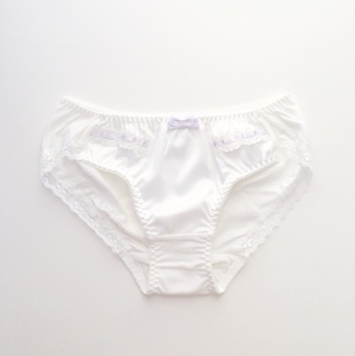 pockettokyo:  ANGEL   ♡ MARKET // new cute lingerie & limited items U.S. based store!   ♡   