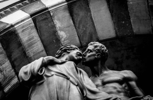 ghostlywatcher:“The Last Kiss”, Milan Monumental Cemetery.  