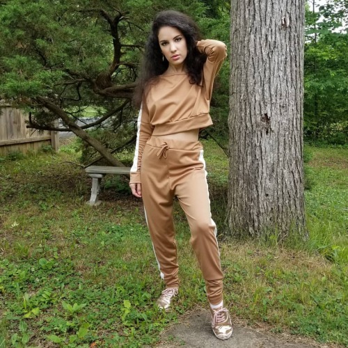 Another comfortable and cute jogger set from @femmeluxefinery Items were gifted #femmeluxefinery #l