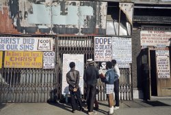 killerbeesting:Jack Garofalo, Harlem, 1970