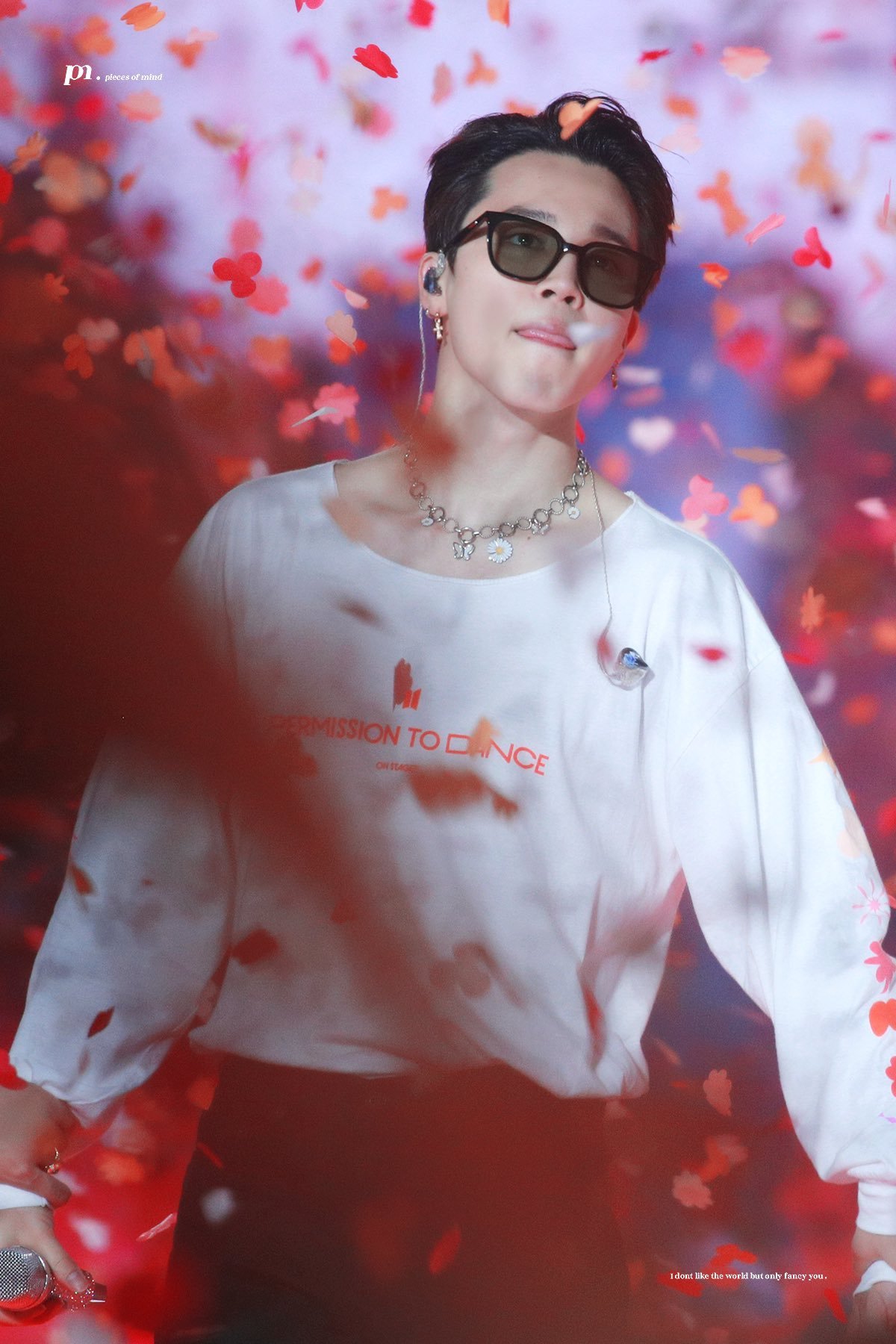 JIMIN DATA on X: BTS Army! Happy Holidays🖤  Jimin Jimin looks so hot in  this shot taken during the Louis Vuitton 2021 campaign! 🔥🔥🔥   / X