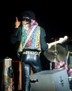 Soundsof71:  Blackros78:   Jimi Hendrix | Los Angeles (La Forum) : 25 April 1970