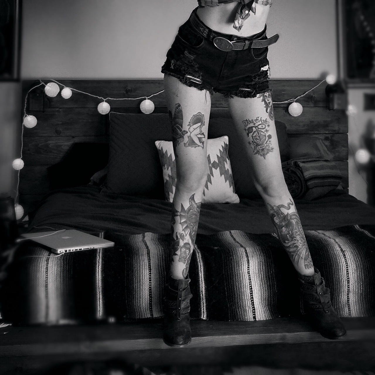 ladystilts:  With legs that go a country mile, she ain’t no preachers daughter