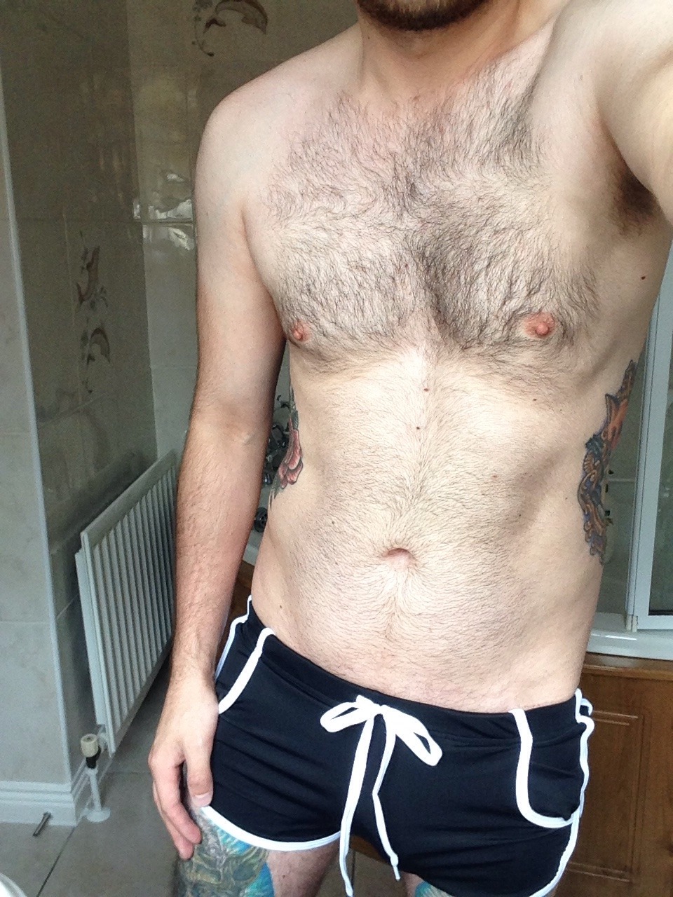 king–of–alderaan:  Finally got pair of swimming shorts that are a suitable level
