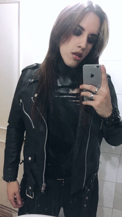 stefandelacroix: It’s been years since I’ve used this look, yet, it’s still awesom