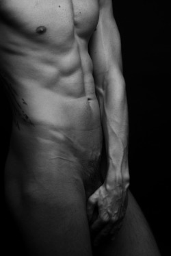 trombalcazar:   Models and more at Pure Homosexual Art - Hombres Naturales  TumbleOn) 
