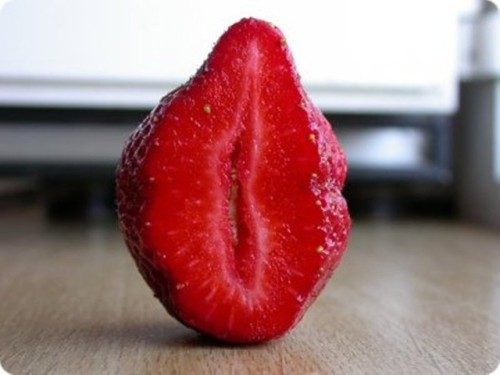 I find it interesting how many fruits & food remind us of PUSSYThe real thing, just a simple, sl