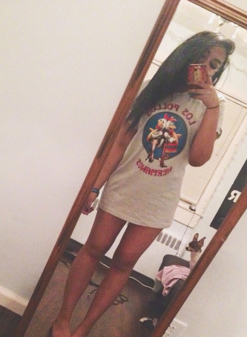 s4nctified:  chief-slap-a-hoe:my shirt makes me so happy  Fav pic of youu