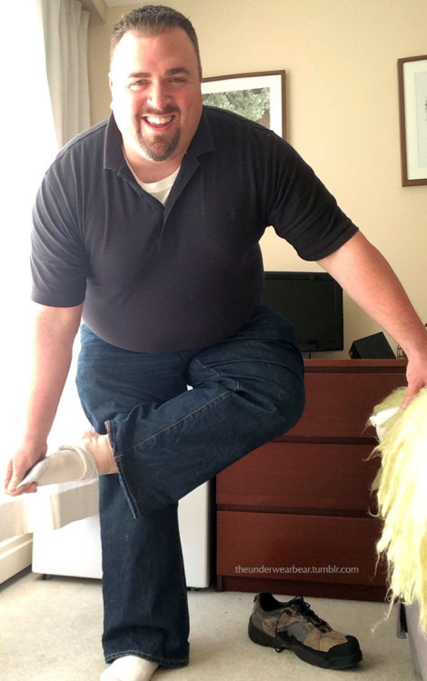 electricunderwear:  theunderwearbear:  No more work?  No more clothes!  :D  what a perfect ideology. and what a perfect man! :)