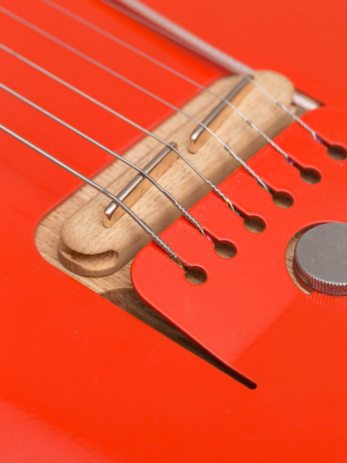  “Cosmo” electric guitar by Verso Musical Instruments, With an ethos that combines his experience bu