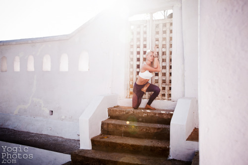 Irina Demyanova in Srirangapatna, India.Irina teaches at Ashtanga Yoga Novosibirsk in Russia.Ph