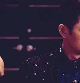 Magnus Hands In 2x13, Aka A R T.
