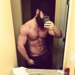 cuddlycorey:  TNA Superstar, “Showtime” Eric Young showing off his ripped physique! 