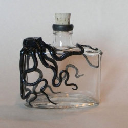 gaksdesigns:  Kraken Flask 