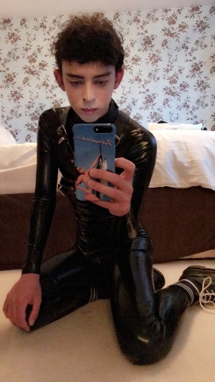 Locked cock… full rubber.. One submissive rubber sub Snapchat: ninfes Insta: 12u.05.n