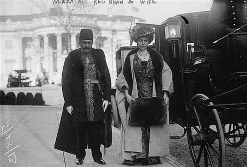 that-persian:First Iranian Ambassador to the USA and Wife, December 1900