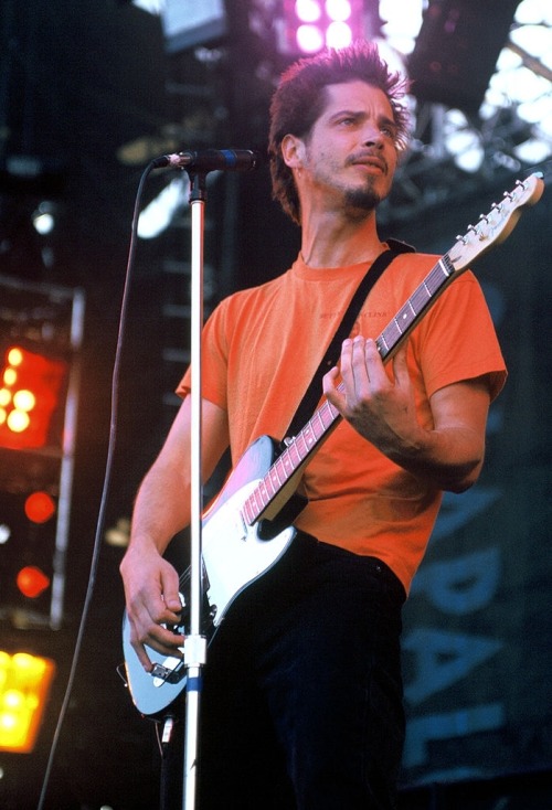 sick-sad-little-world:✨Chris at Lollapalooza 1996✨