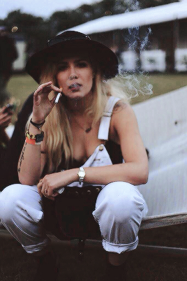 empty-golld:  Even if you can’t relate to what I’m singing, I hope you can believe