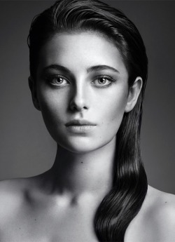 subtleelevation:  Millie Brady 