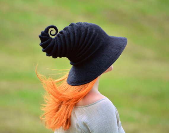 modern-wix:  The creative and spunky hats of Madame Wallis. You can find these little