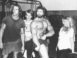 mitos:  Arnold Schwarzenegger and Jusup Wilkosz