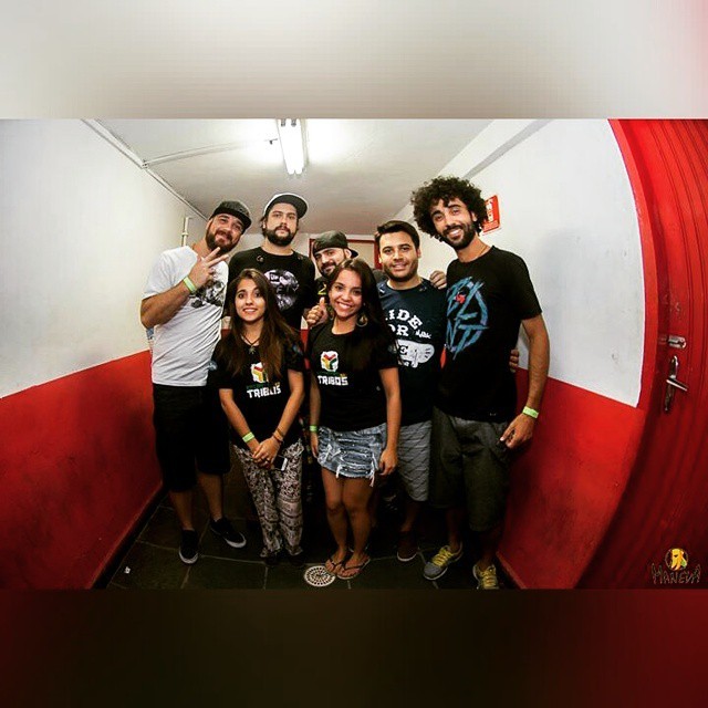 Melhor show,  melhor banda,  Satisfação total para eles.  #Maneva #EncontroDasTribos
