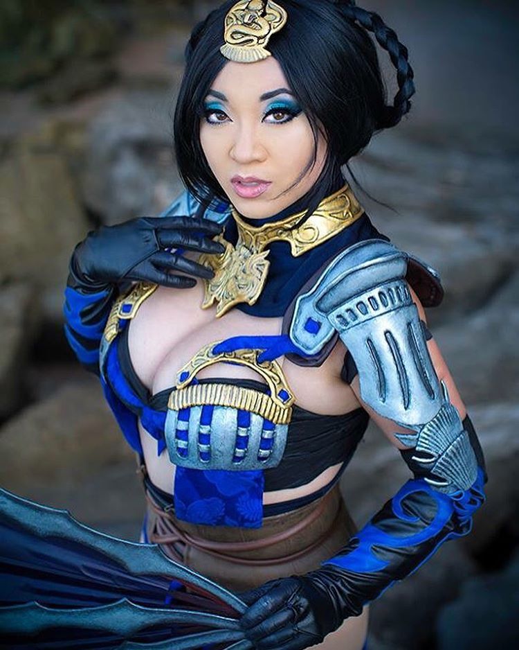 yayacosplay:  New portrait of Kitana from Mortal Kombat X - one of my favorites from