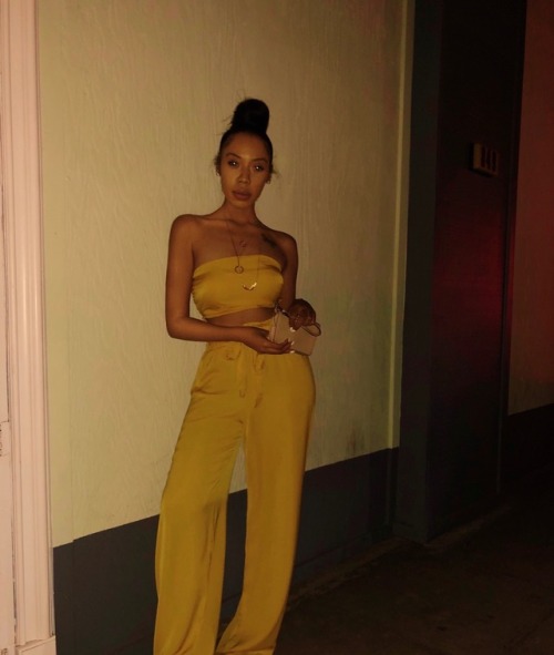 God made the color yellow for me ⚡️