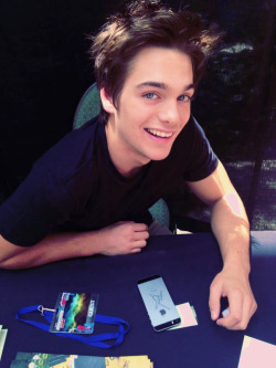 jikookprint:  9/? pictures of dylan sprayberry