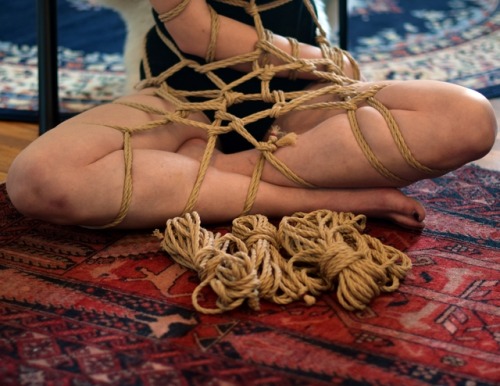 bondagetotry.tumblr.com/post/172304986175/