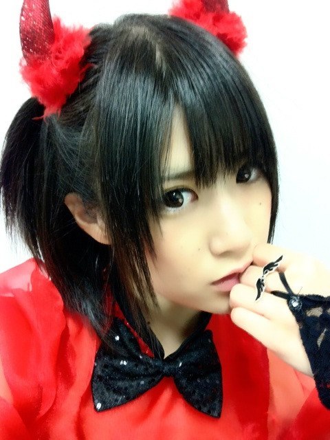 nekoshiroyama:  프로필 사진 | via Facebook on We Heart It - weheartit.com/entry/60812233/via/nekos