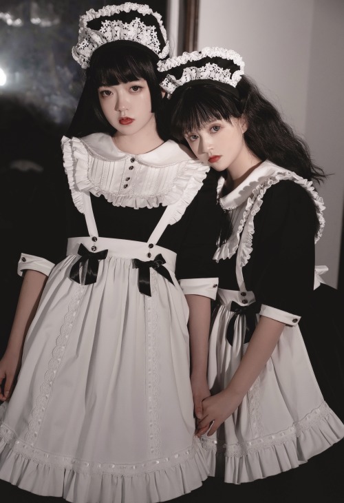 petite-cosette:Girl’s Island ~  ℯ ℯ ~Models: 横野珩 and 是你白