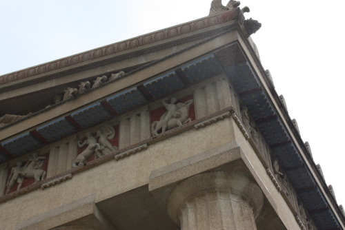 columns + corner of the western and southern sides of the nashville parthenon