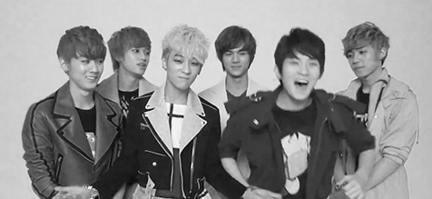 palekiseu:   Changjo silently judging Ricky    