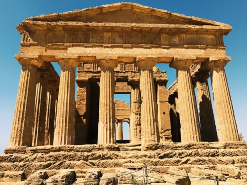 anulloamato: Valley of the temples, Agrigento (Sicily)