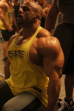 musclemonsterz:  Fouad Abiad