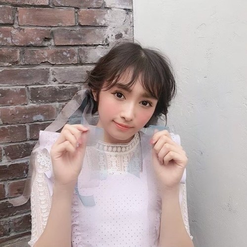 sakamichi-steps: LARME／ラルム on Instagram 2019.06.14 #LARME040 #オフショット