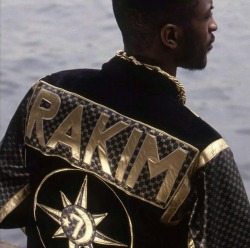 resurrectinghiphop:  Rakim   Da G O D