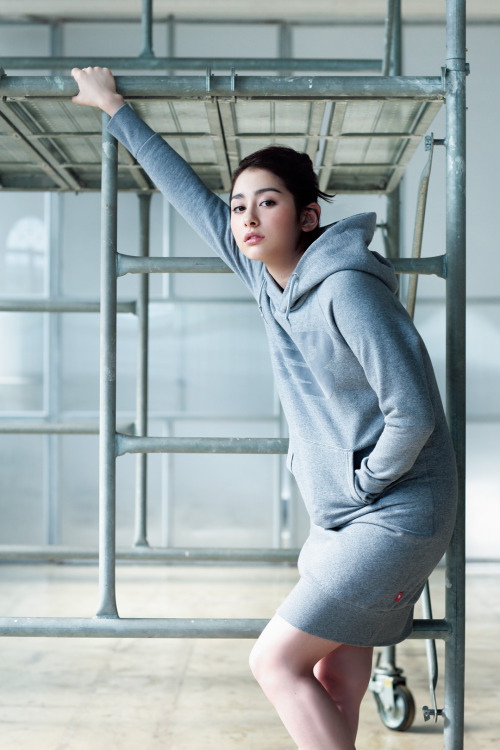 momoiroclover: new balance apparel｜New Balance Japan