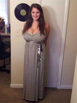 swelltits:  Imagine if her tits were as big