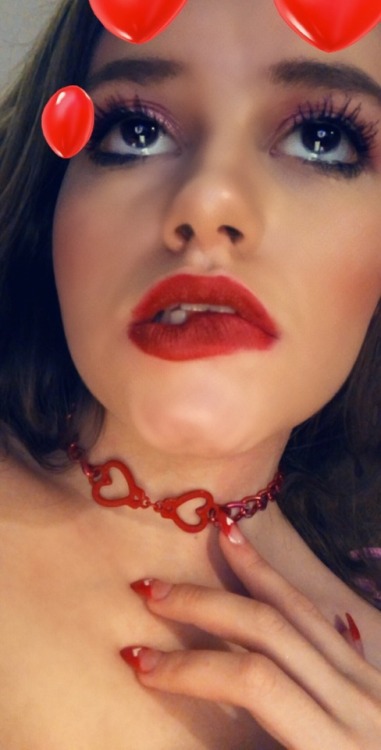 acabarprincess:  ♡☍♡┄ cuff me up and make it forever ┄♡☍♡❣️❣️ my valentine’s takeover bundle is for sale ❣️❣️62 Pictures 40 Videos 贶 贄 for my snapchat followerssee more of me, spoil me, my manyvids 
