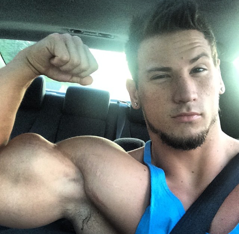 underarmourfan:  I have been gone for so long, I don’t even know what to post.