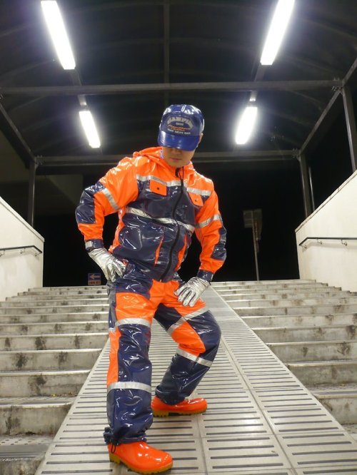 Custom PVC Tradie Gear by Amazona Fashion!(It’s not me in the photo, but I wish it was XD)Sour